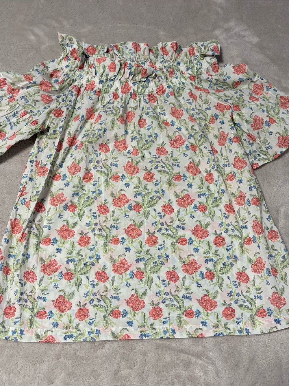 SARA CAMPBELL floral printed designer off the shoulder smocked blouse top XS